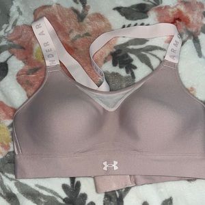 NWOT UA sports bra